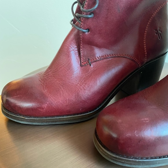 FRYE Burgundy Lace Booties Size 6 - Picture 4 of 6
